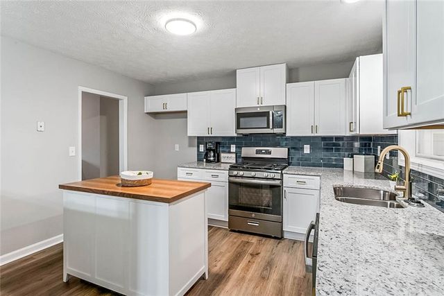 320 Rocky Cove Trail, Lawrenceville, GA 30044