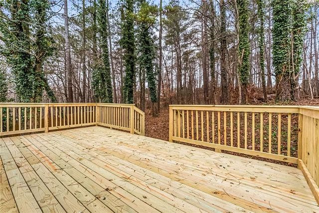 320 Rocky Cove Trail, Lawrenceville, GA 30044