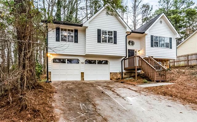 320 Rocky Cove Trail, Lawrenceville, GA 30044