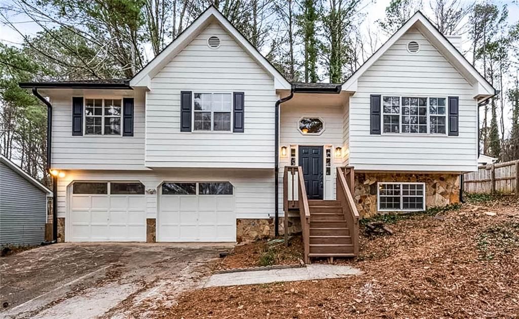 320 Rocky Cove Trail, Lawrenceville, GA 30044