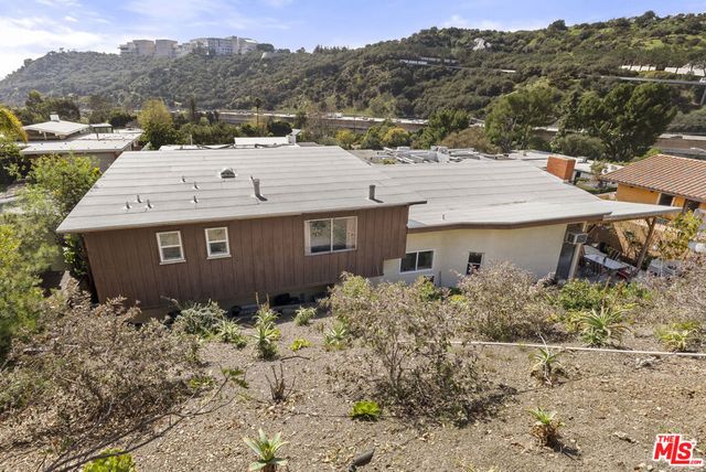 11807 Bel Terrace, Los Angeles, CA 90049