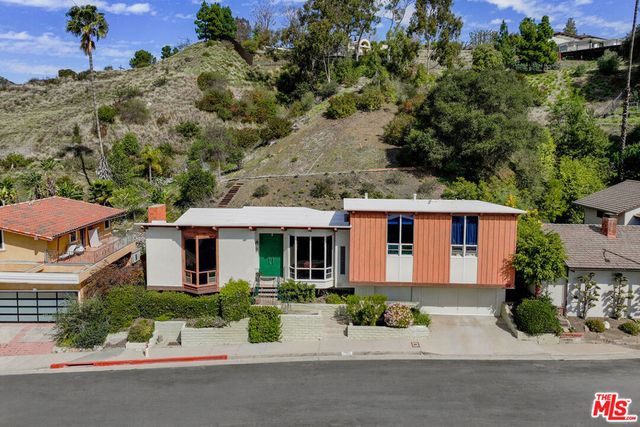 11807 Bel Terrace, Los Angeles, CA 90049