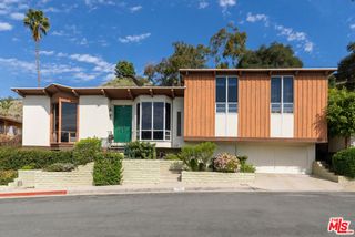 11807 Bel Terrace, Los Angeles, CA 90049