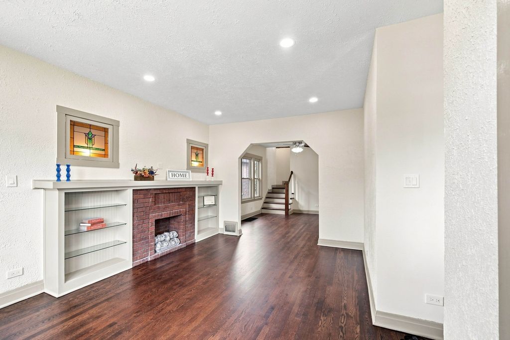 5941 W Waveland Avenue, Chicago, IL 60634 — photo 5
