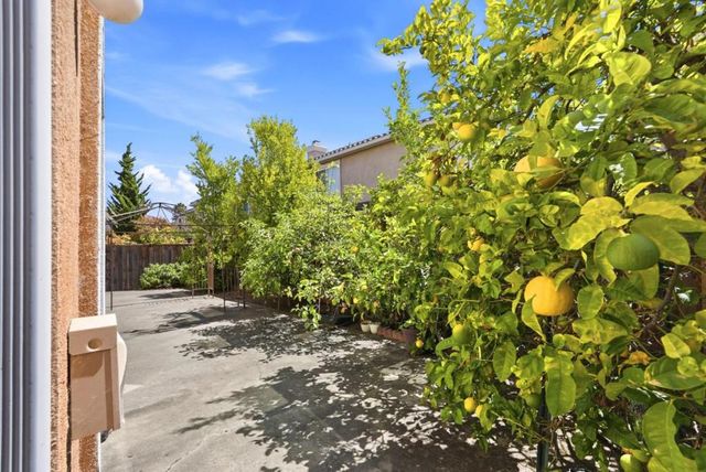 2348 Seacrest Court, San Leandro, CA 94579