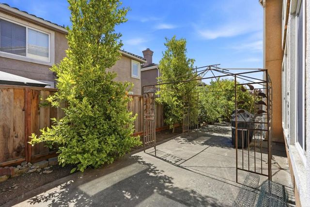 2348 Seacrest Court, San Leandro, CA 94579