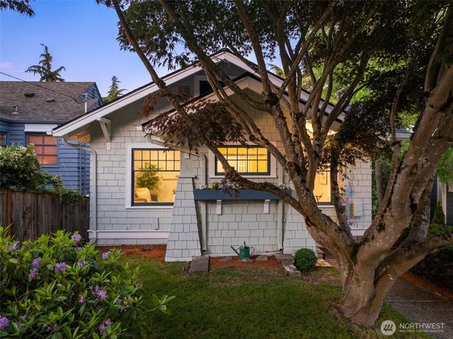 5704 35th Ave NE, Seattle, WA 98105