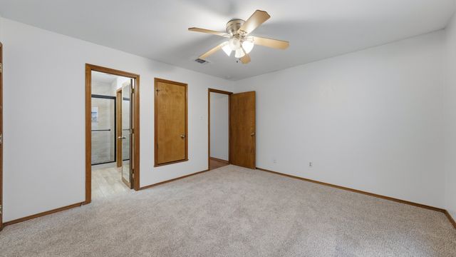 1406 S Elm Street, Weatherford, TX 76086