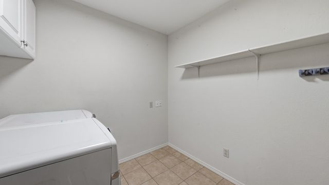 1406 S Elm Street, Weatherford, TX 76086
