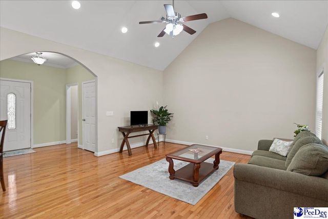 429 W College Avenue, Hartsville, SC 29550