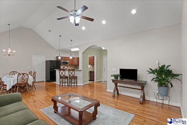 429 W College Avenue, Hartsville, SC 29550