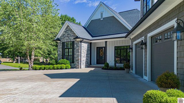 301 Carson Way, Paducah, KY 42003