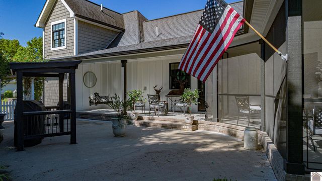 301 Carson Way, Paducah, KY 42003