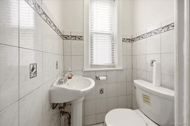 1825 Andrews Avenue S, Bronx, NY 10453