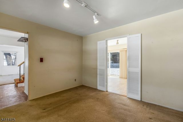 5 MARIGOLD LANE, Franklin Twp., NJ 08873