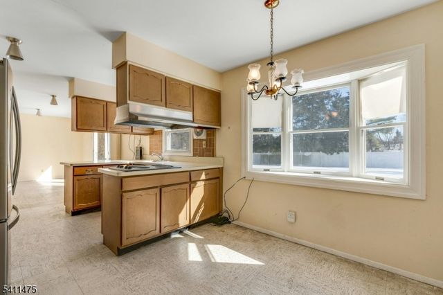 5 MARIGOLD LANE, Franklin Twp., NJ 08873