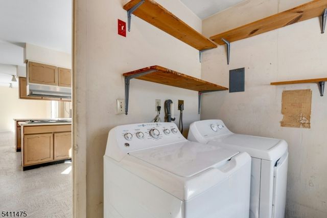 5 MARIGOLD LANE, Franklin Twp., NJ 08873