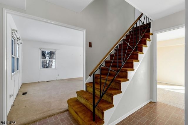 5 MARIGOLD LANE, Franklin Twp., NJ 08873