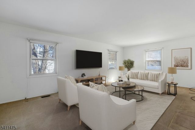 5 MARIGOLD LANE, Franklin Twp., NJ 08873