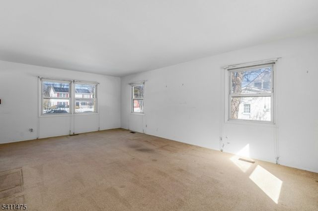 5 MARIGOLD LANE, Franklin Twp., NJ 08873