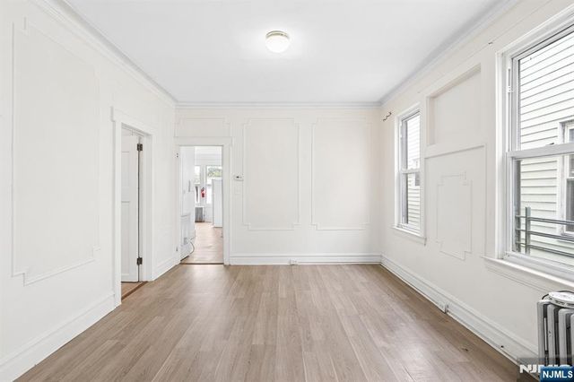 362 Myrtle Avenue 2nd Floor, Irvington, NJ 07111