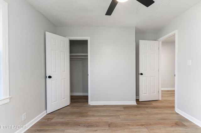 2609 Waverly St St, Knoxville, TN 37921