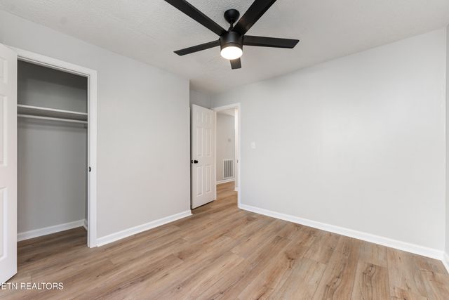 2609 Waverly St St, Knoxville, TN 37921