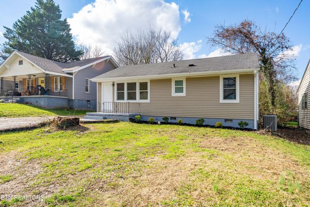 2609 Waverly St St, Knoxville, TN 37921