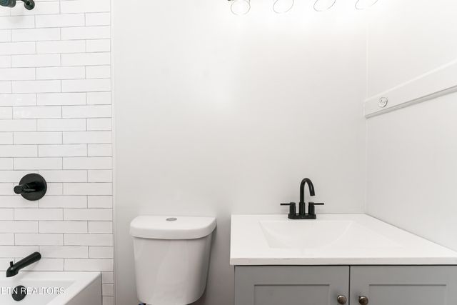 2609 Waverly St St, Knoxville, TN 37921