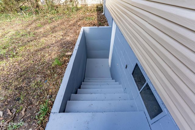 2609 Waverly St St, Knoxville, TN 37921