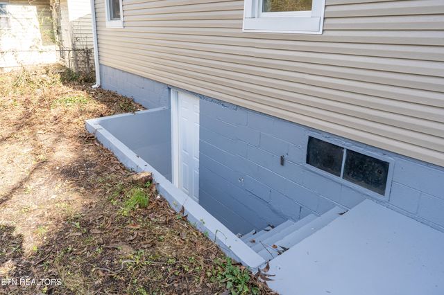 2609 Waverly St St, Knoxville, TN 37921