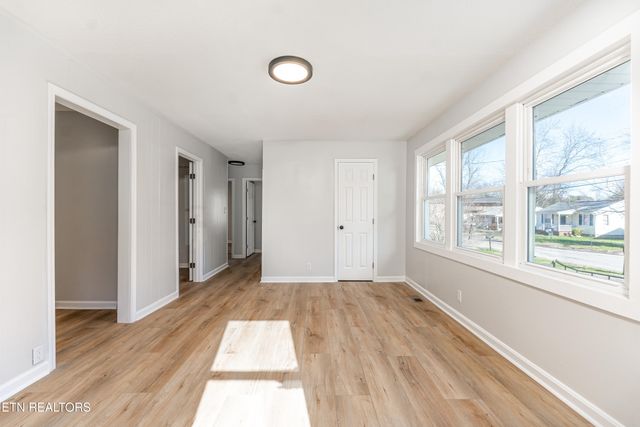 2609 Waverly St St, Knoxville, TN 37921