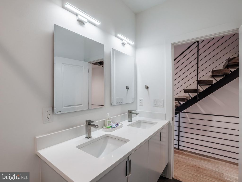 119 GREENWICH ST #6, PHILADELPHIA, PA 19147 — photo 5