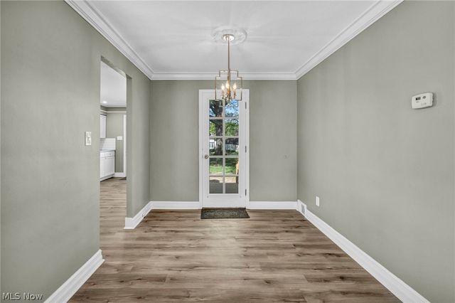 7198 Greenleaf Avenue, Parma, OH 44130