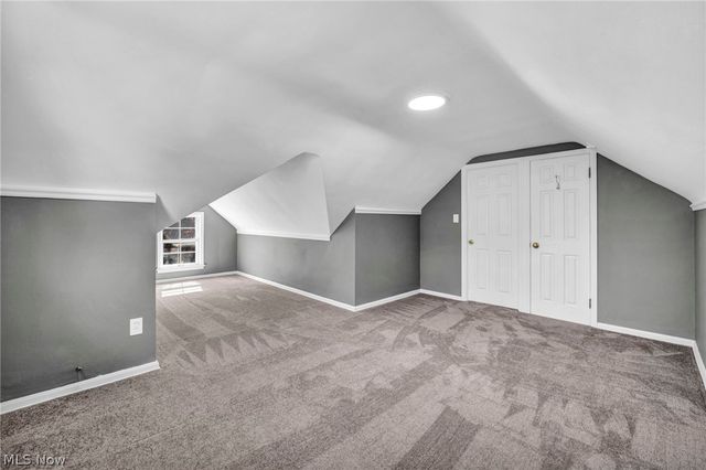 7198 Greenleaf Avenue, Parma, OH 44130