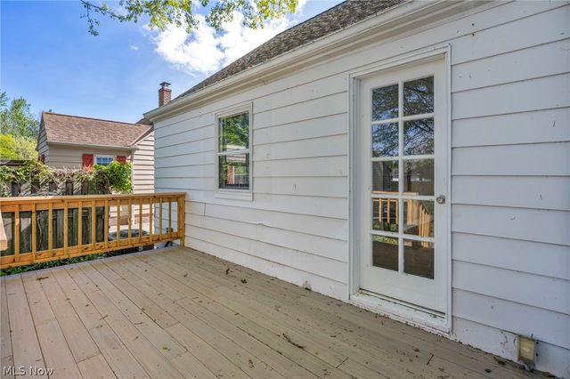 7198 Greenleaf Avenue, Parma, OH 44130