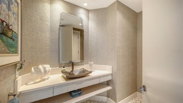 415 L AMBIANCE DRIVE A301, Longboat Key, FL 34228