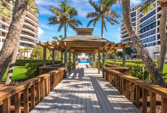 415 L AMBIANCE DRIVE A301, Longboat Key, FL 34228