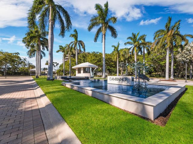 415 L AMBIANCE DRIVE A301, Longboat Key, FL 34228