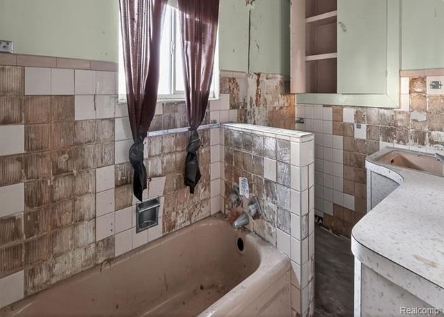 3810 Janes Road, Saginaw, MI 48601