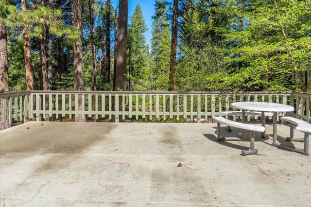 1290 Aspen St, Arnold, CA 95223