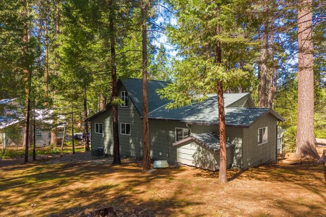 1290 Aspen St, Arnold, CA 95223