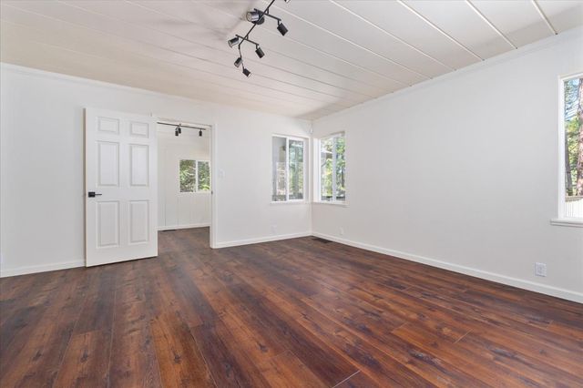 1290 Aspen St, Arnold, CA 95223