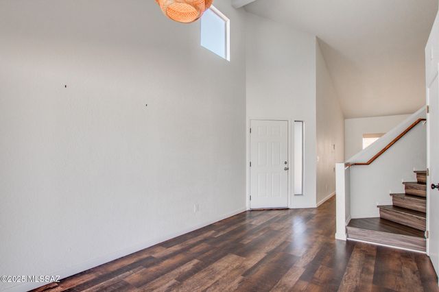 8157 N Streamside Avenue, Tucson, AZ 85741