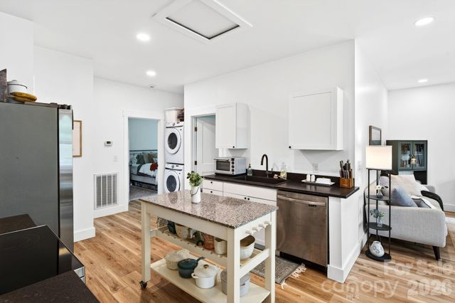 116 Arnold Road, Asheville, NC 28805