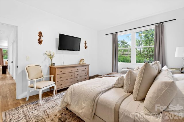 116 Arnold Road, Asheville, NC 28805