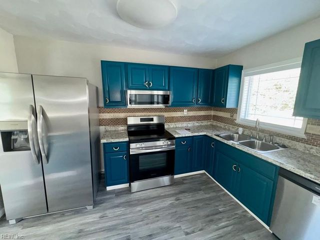 310 Bunche BLVD, Portsmouth, VA 23701