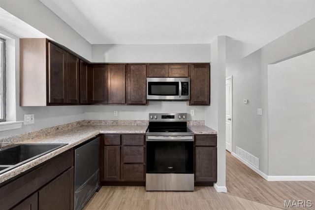 3018 Nelson Drive, Arnold, MO 63010