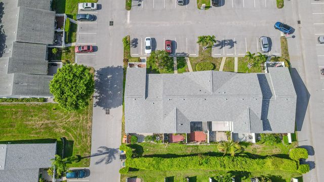 2641 Gately Drive W 1003, West Palm Beach, FL 33415