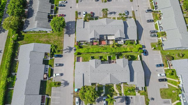 2641 Gately Drive W 1003, West Palm Beach, FL 33415